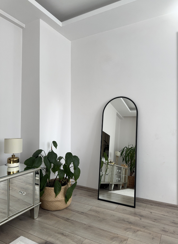 140X50 CM SİYAH OVAL AYAKLI BOY AYNASI